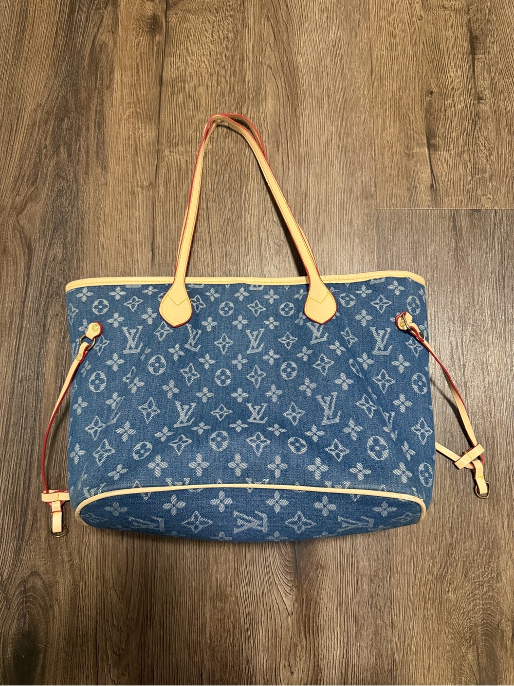 Denim Designer Like Never Full Purse